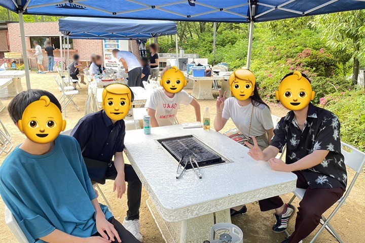 森の中でBBQ